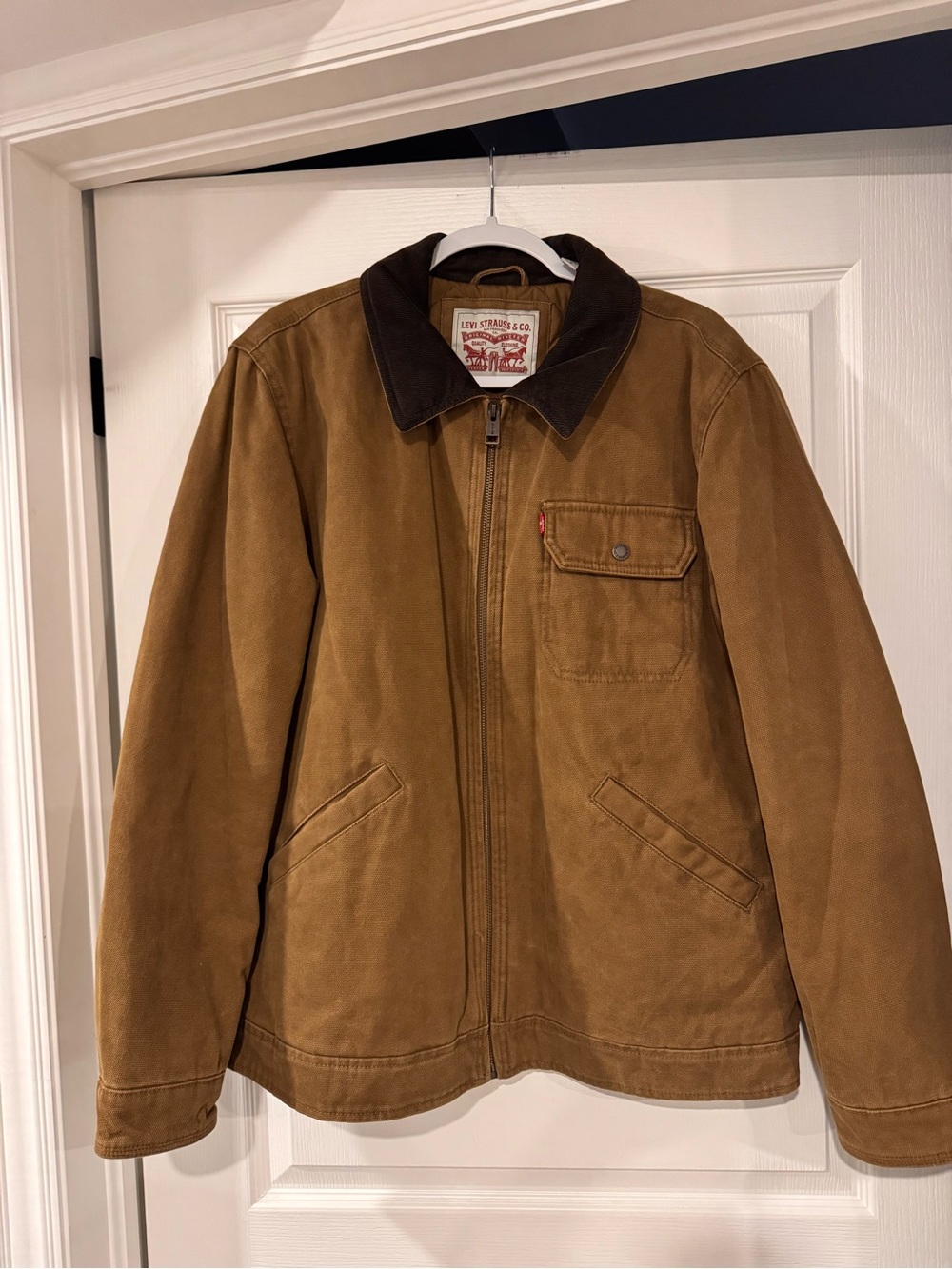 Levi's Men's Brown Jacket with Dark Contrast Collar